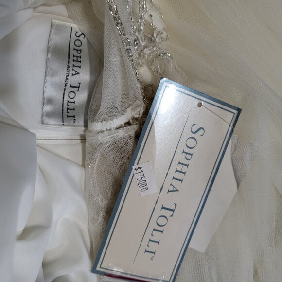 NWT~$1750~SOPHIA TOLLI~12~IVORY BEADED LACE FIT & FLARE HALTER WEDDING DRESS - Picture 15 of 16
